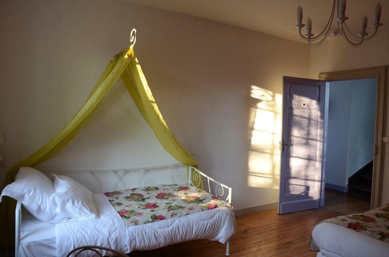 Notre-Dame-de-Sanilhac Le Manoir De Sanilhac Bed & Breakfast エクステリア 写真